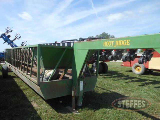  Hootridge hay feeder wagon_1.jpg
